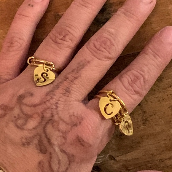 Charm Dangle Rings - Picture 3 of 13